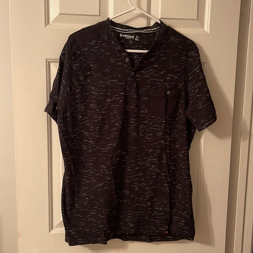 Black Airwalk T-Shirt